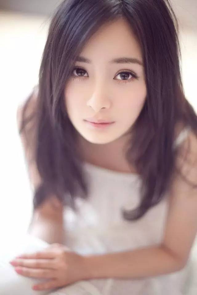 午夜低语 166网主播